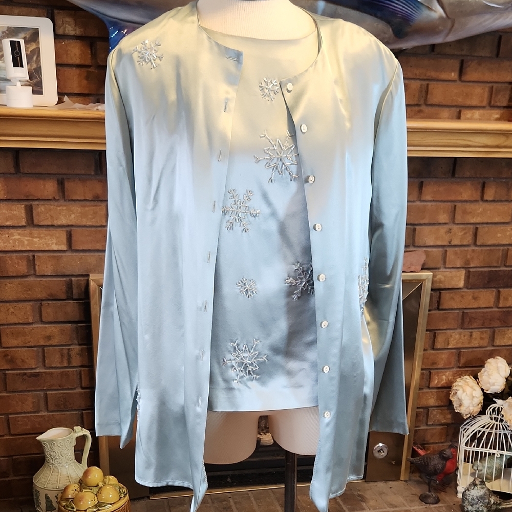 Due Per Due 100% Silk Beaded Snowflake Pattern Tank And Lightweight Blouse